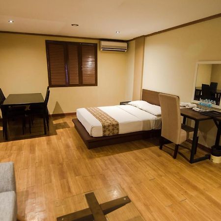 Dg Grami Hotel Paranaque City Exteriér fotografie